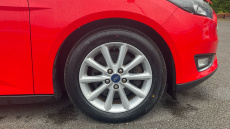 Ford Focus 1.5 EcoBoost Titanium 5dr Auto Petrol Hatchback